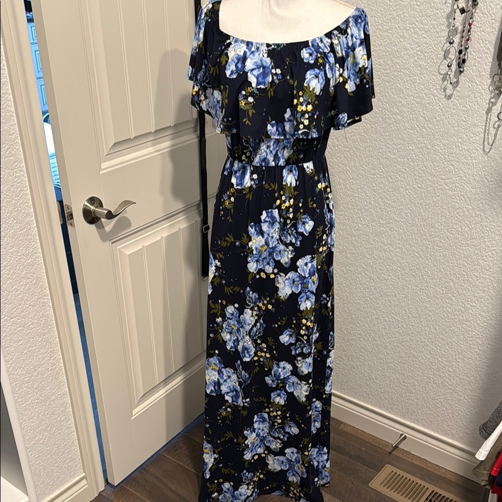 Floral Off-Shoulder Maxi Dress